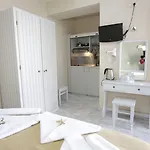 Apart Otel Alexandra's 4*
