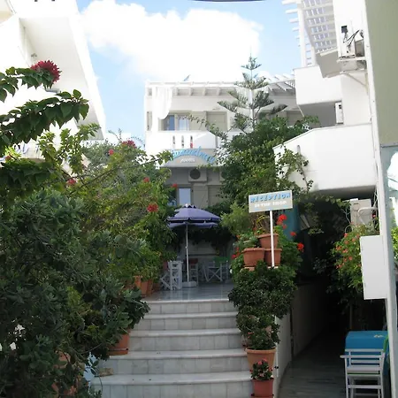 Aparthotel Alexandra's