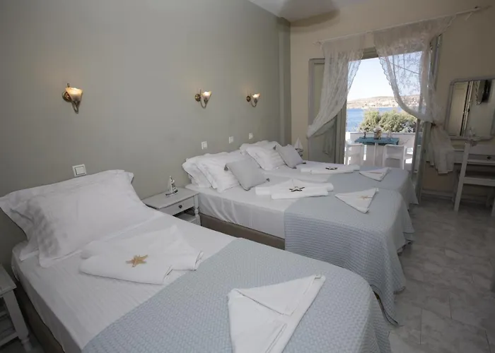 Ξενοδοχείο με διαμερίσματα Alexandra's Πάρος