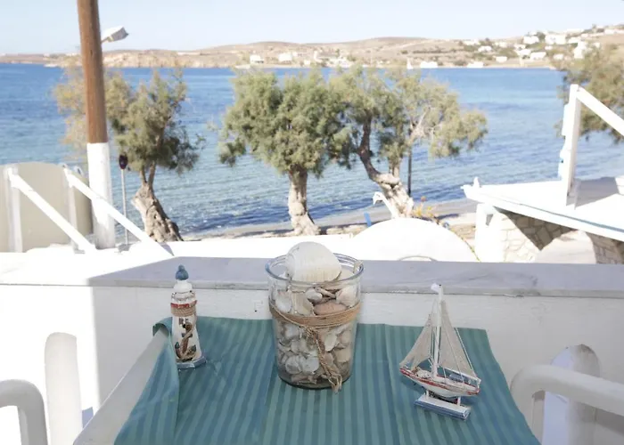 Ξενοδοχείο με διαμερίσματα Alexandra's Πάρος