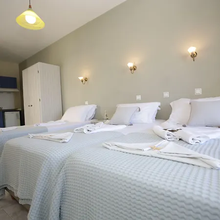 Alexandra's 4* Páros