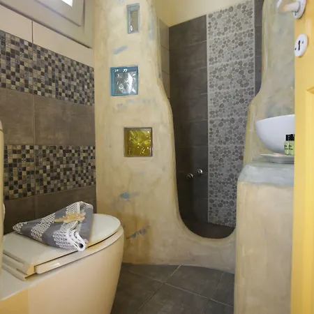 Alexandra's Apart-hotel 4*