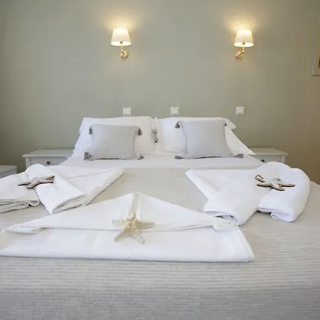 Alexandra's 4* Páros