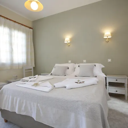 Apart-hotel Alexandra's 4*