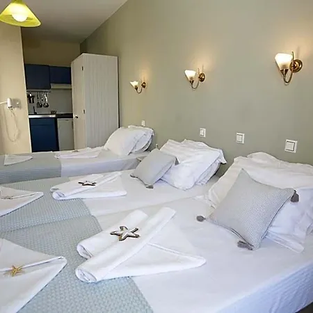 Alexandra's 4*