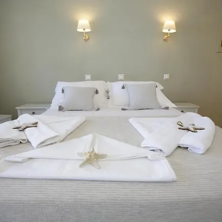 Alexandra's 4*