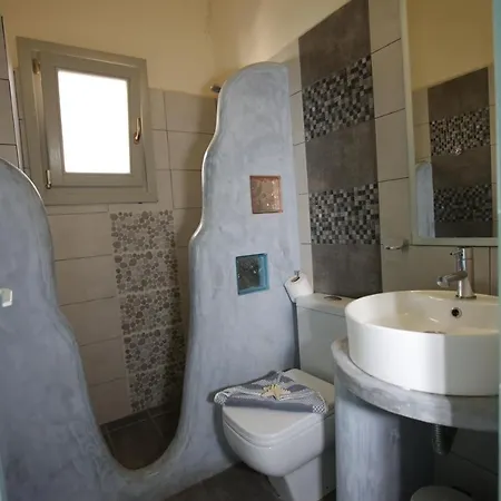 Alexandra's Apart-hotel 4*