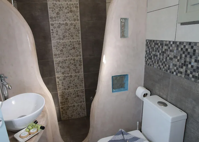 アパートホテル アレクサンドラズ ルームズ